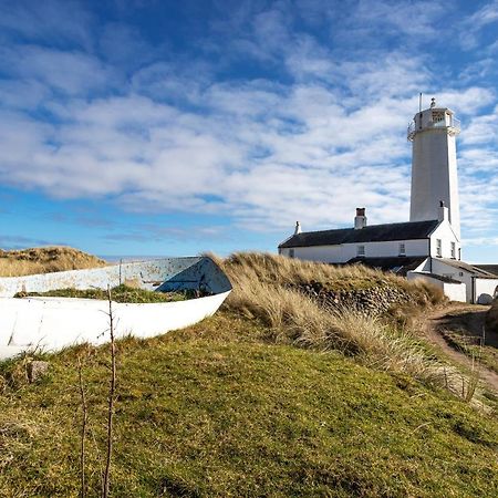 Finest Retreats - Lighthouse Cottage Rampside 외부 사진