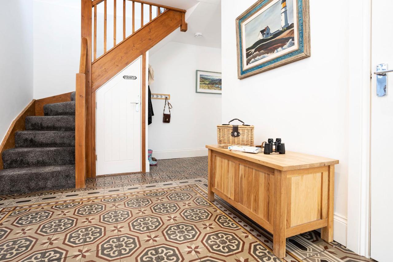 Finest Retreats - Lighthouse Cottage Rampside 외부 사진