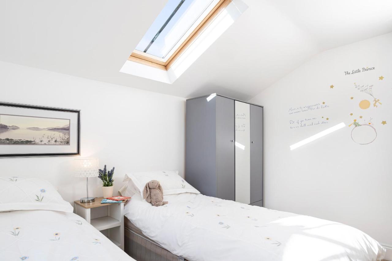 Finest Retreats - Lighthouse Cottage Rampside 외부 사진