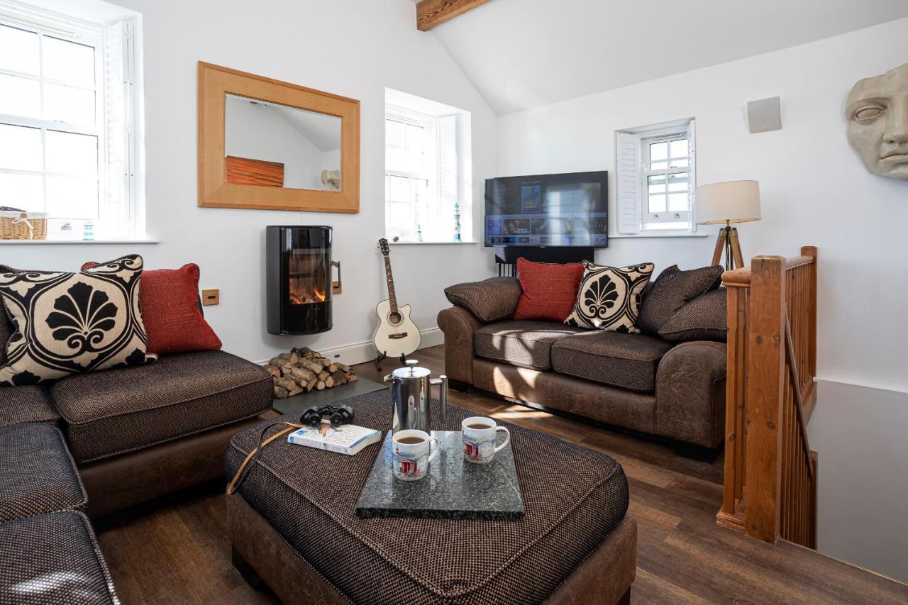 Finest Retreats - Lighthouse Cottage Rampside 외부 사진